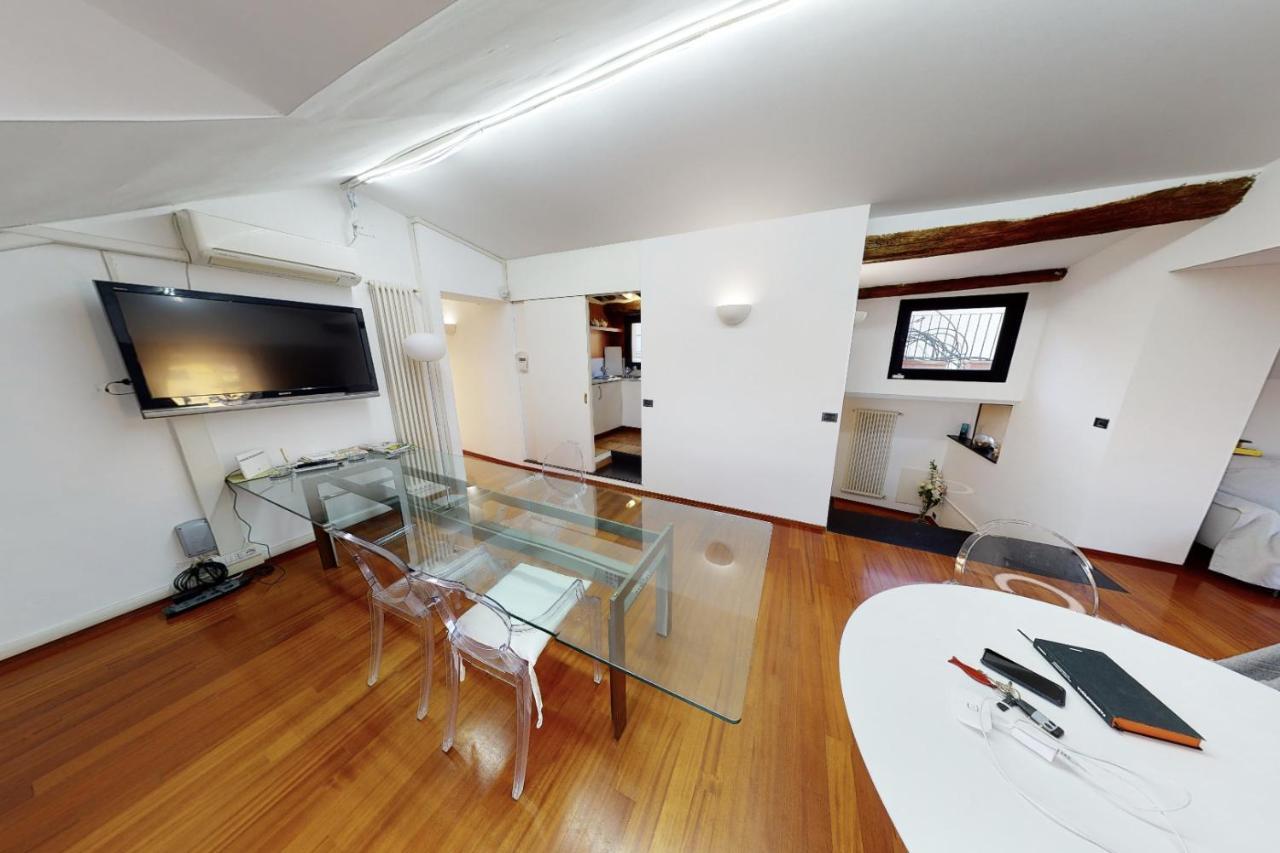 ATTICO SAN FAUSTINO 165 mq più 110 mq di terrazza- IN VILLA 700 ,VISTA MARE STREPITOSA-100 m dalla spiaggia-PARKING ESCLUSIVO-SKY,NETFLIX Rapallo Extérieur photo