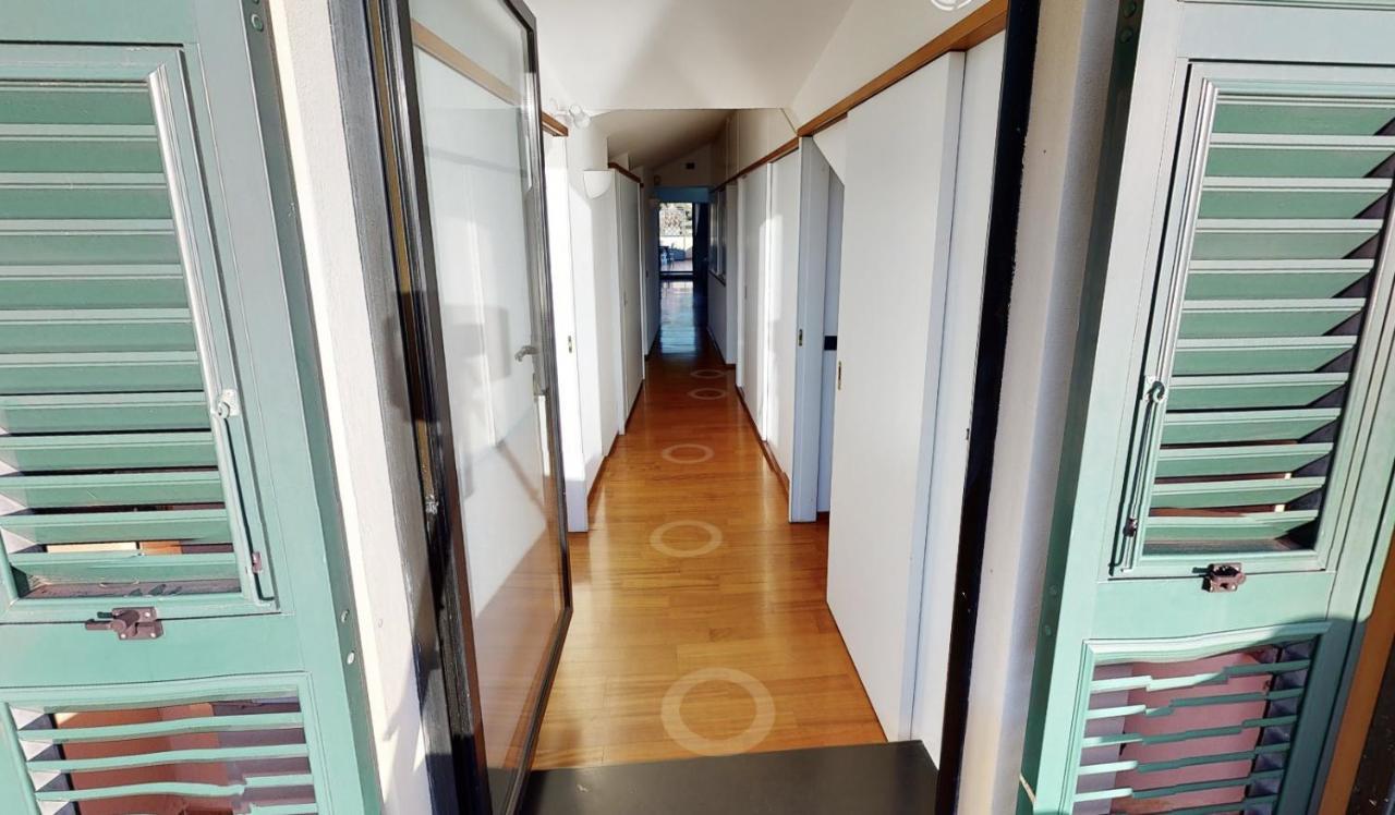ATTICO SAN FAUSTINO 165 mq più 110 mq di terrazza- IN VILLA 700 ,VISTA MARE STREPITOSA-100 m dalla spiaggia-PARKING ESCLUSIVO-SKY,NETFLIX Rapallo Extérieur photo