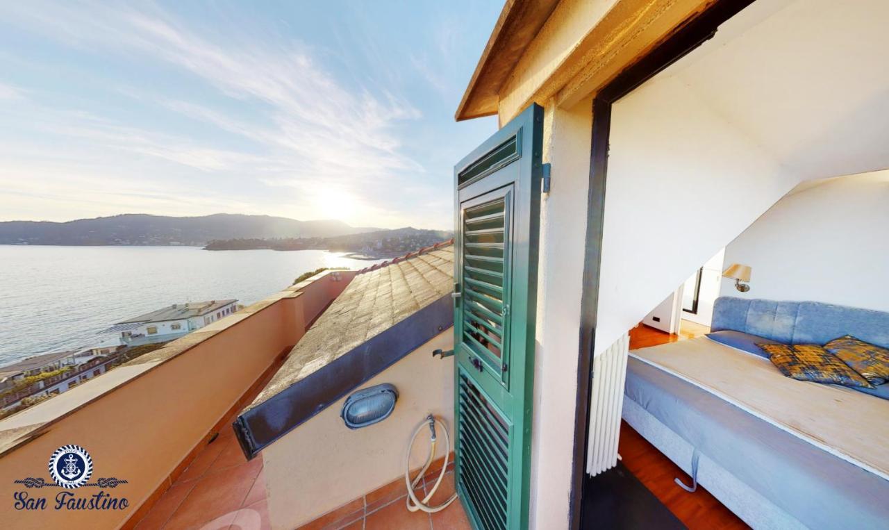 ATTICO SAN FAUSTINO 165 mq più 110 mq di terrazza- IN VILLA 700 ,VISTA MARE STREPITOSA-100 m dalla spiaggia-PARKING ESCLUSIVO-SKY,NETFLIX Rapallo Extérieur photo