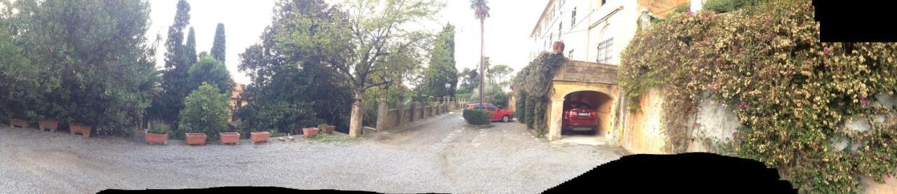 ATTICO SAN FAUSTINO 165 mq più 110 mq di terrazza- IN VILLA 700 ,VISTA MARE STREPITOSA-100 m dalla spiaggia-PARKING ESCLUSIVO-SKY,NETFLIX Rapallo Extérieur photo